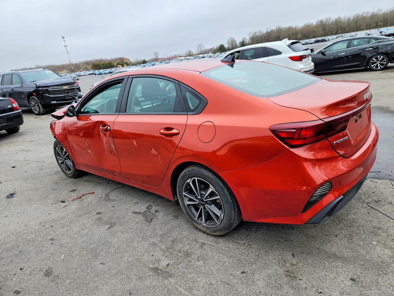 2023 Kia Forte Lxs - Image 2