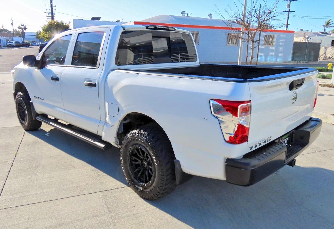 2019 Nissan Titan S - Image 4