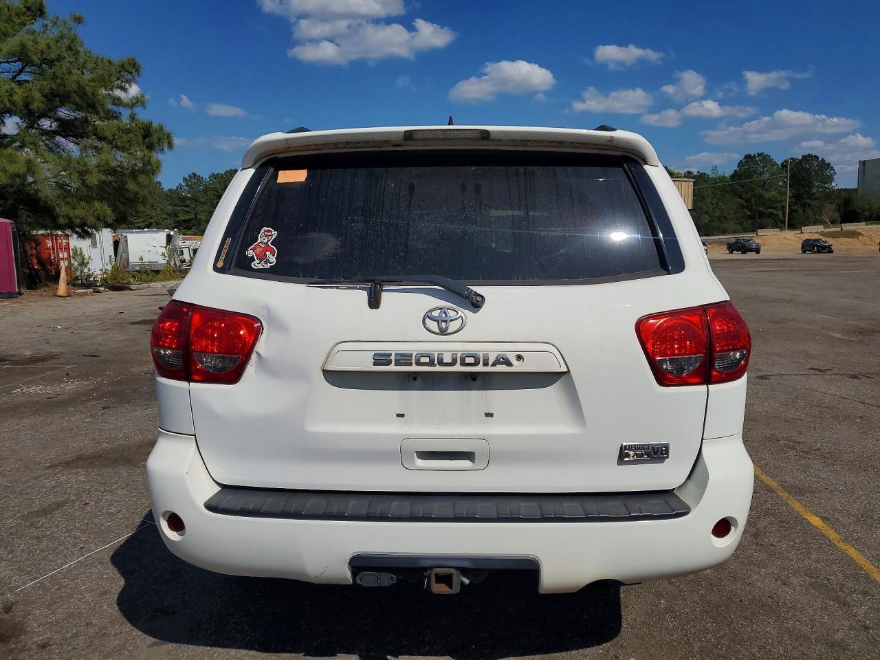 2011 Toyota Sequoia Sr5 - Фото 6