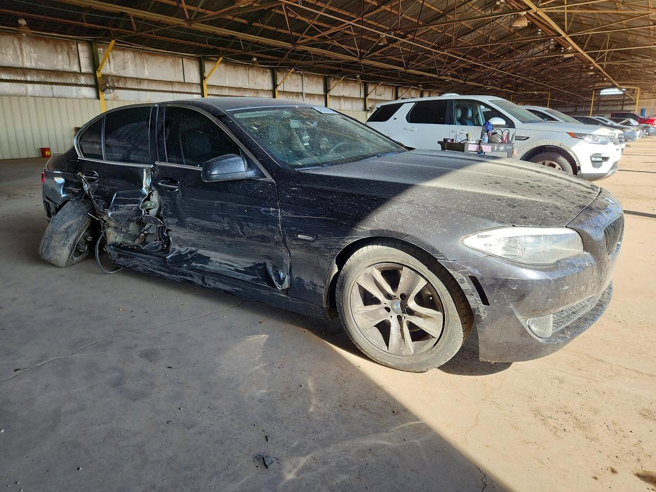 2013 BMW 528 I - Image 4