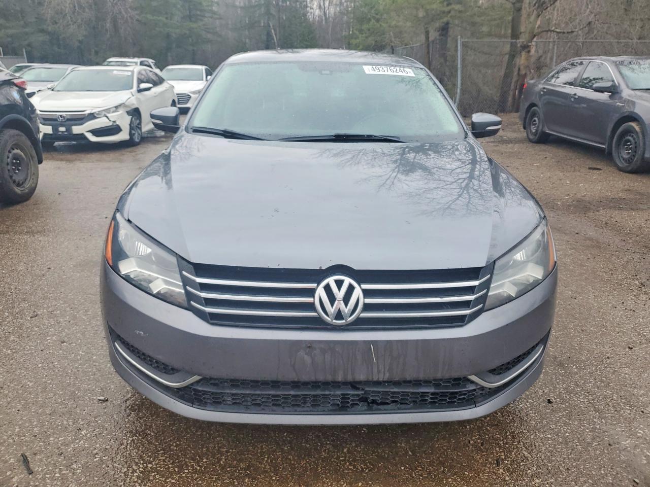 2013 Volkswagen Passat S - Фото 5