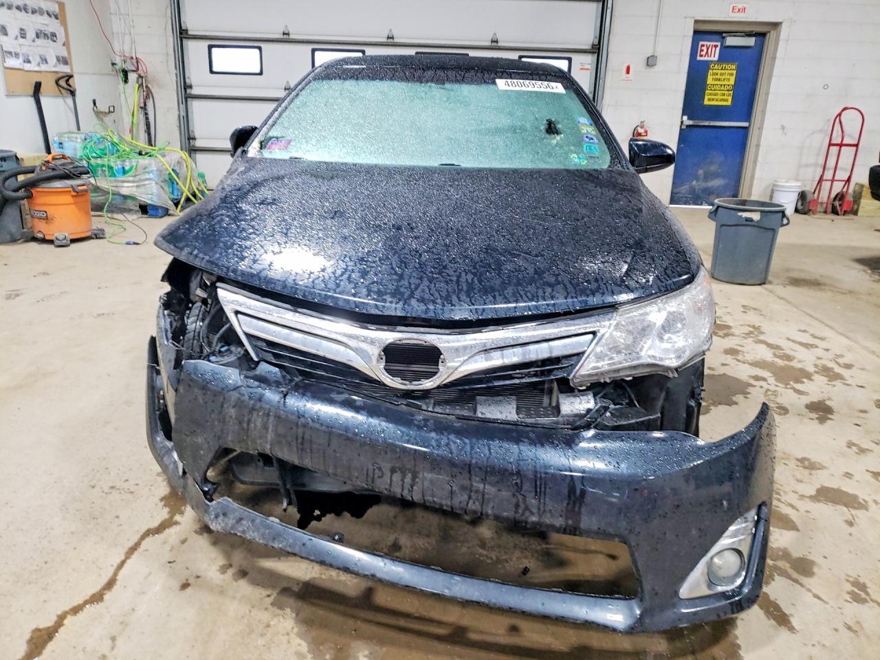 2012 Toyota Camry Hybrid Xle - Image 5