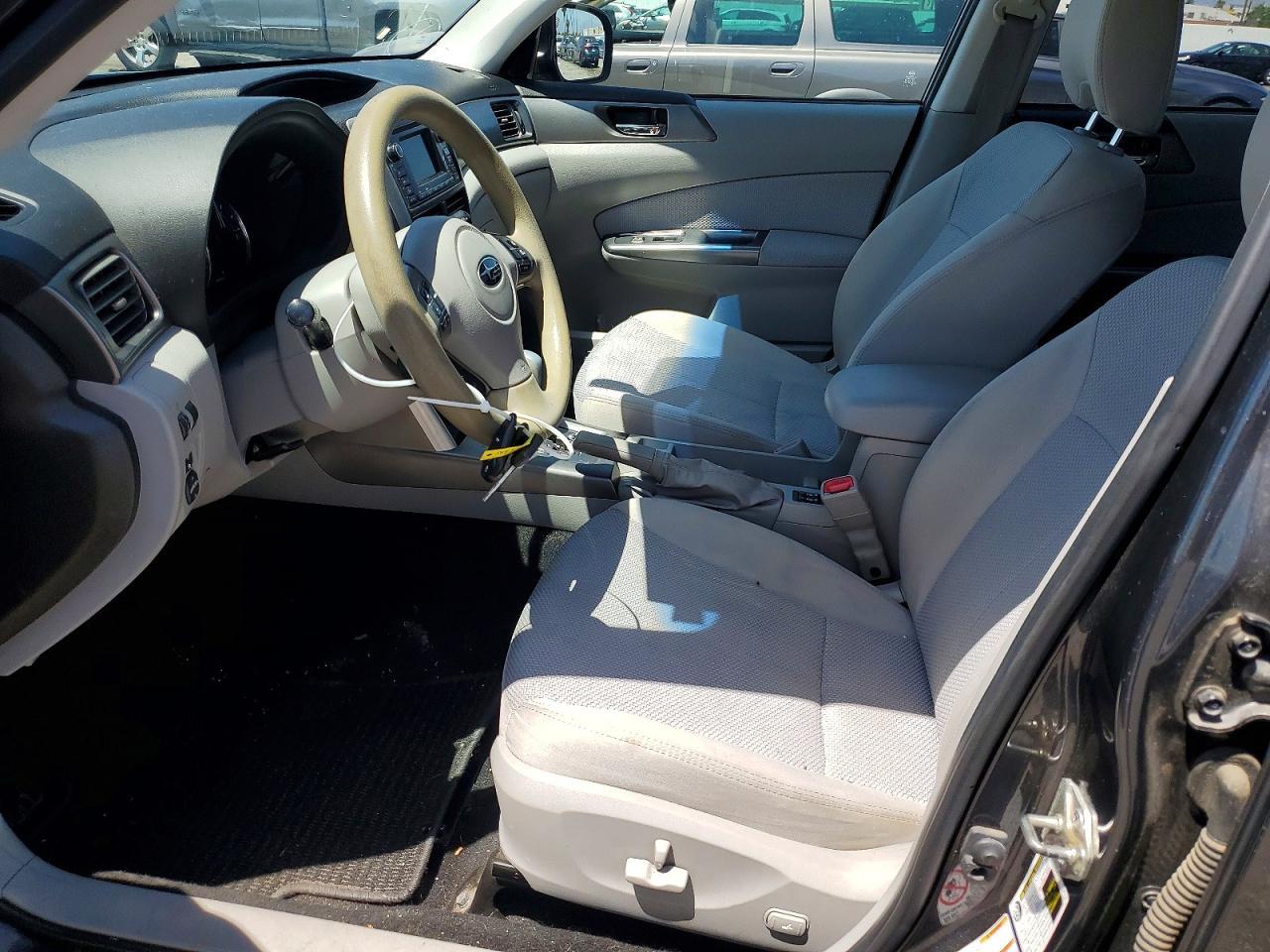 2013 Subaru Forester 2.5X Premium - Image 7