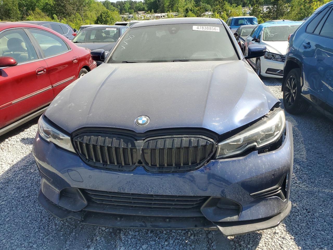 2019 BMW 330Xi - Фото 5