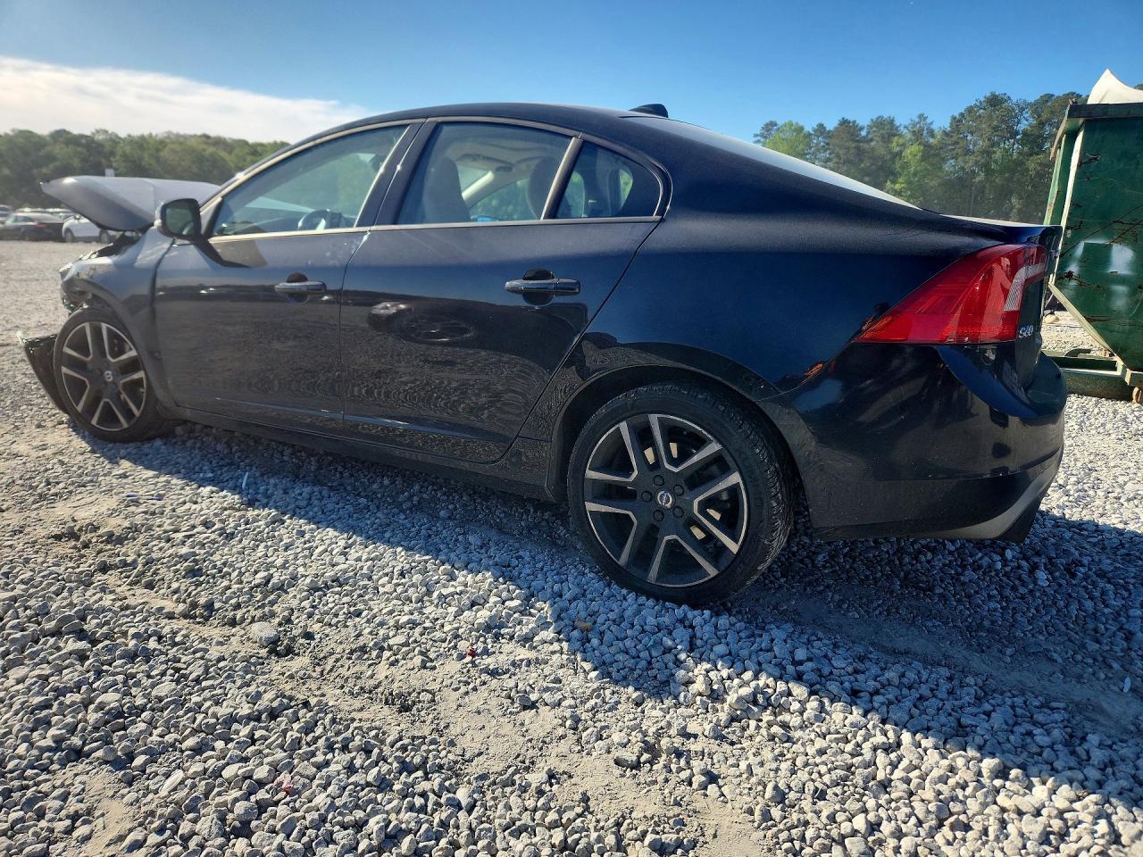 2017 Volvo S60 Dynamic - Image 2