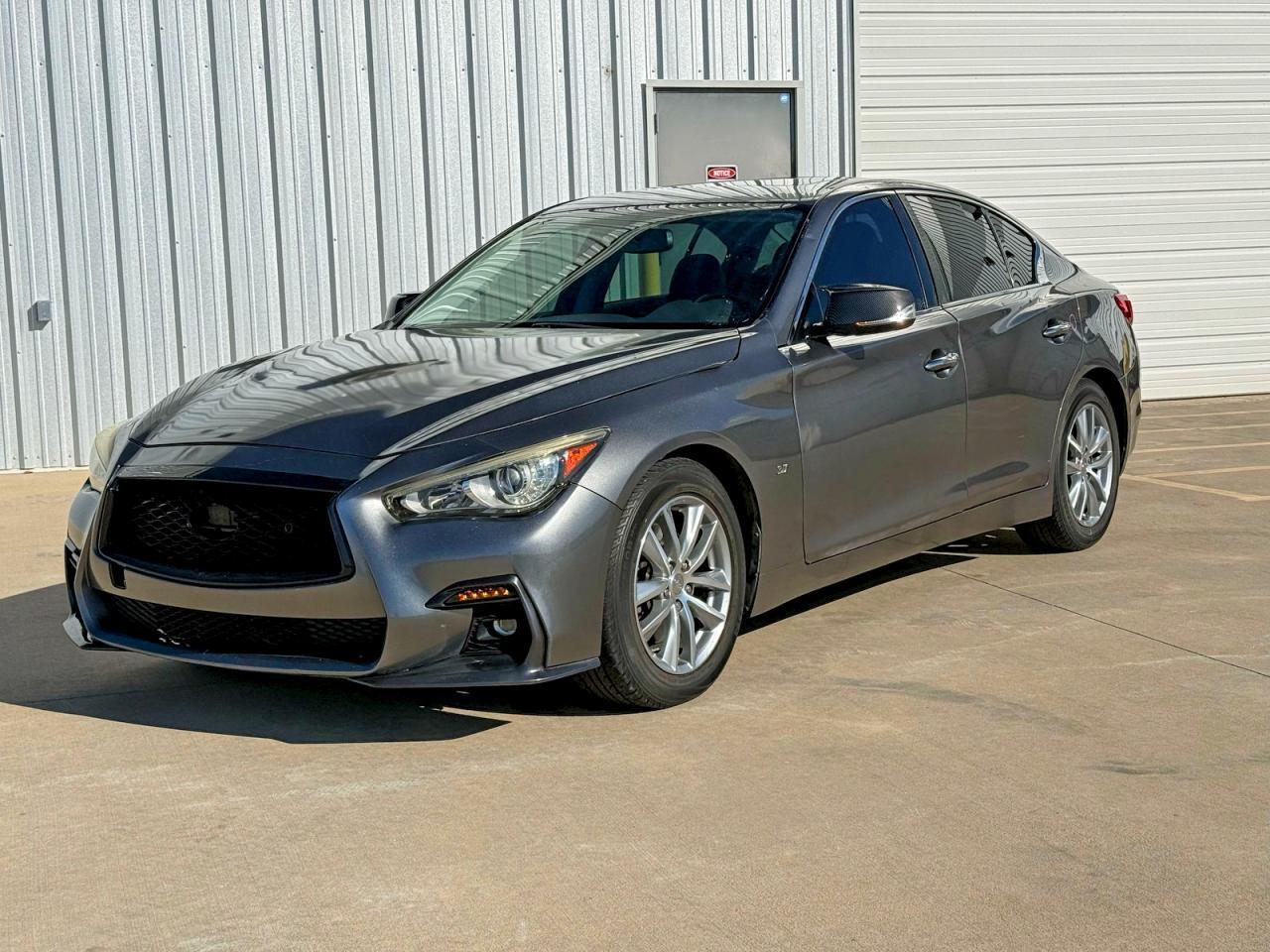2015 Infiniti Q50 Premium - Image 2