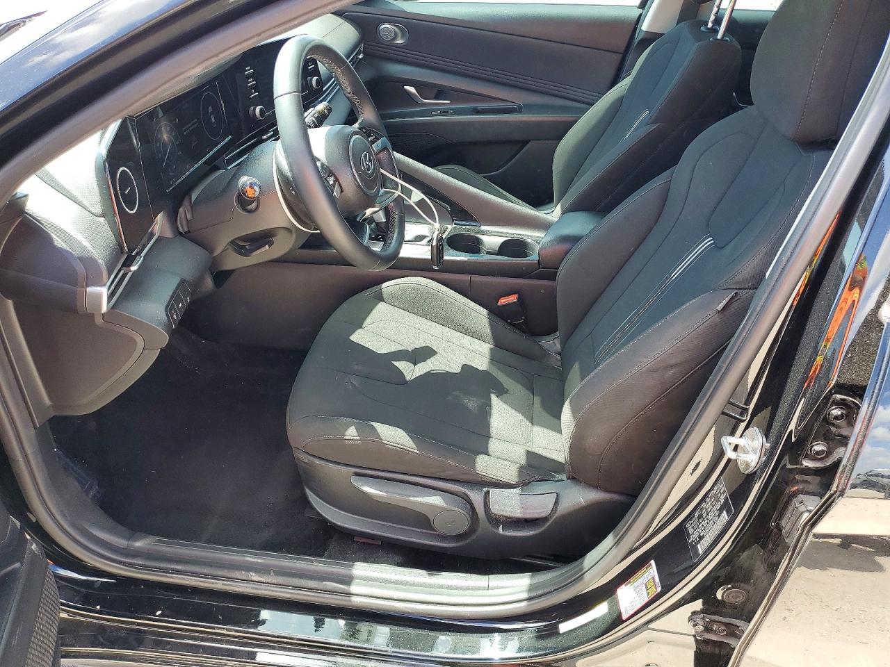 2022 Hyundai Elantra Sel - Image 7