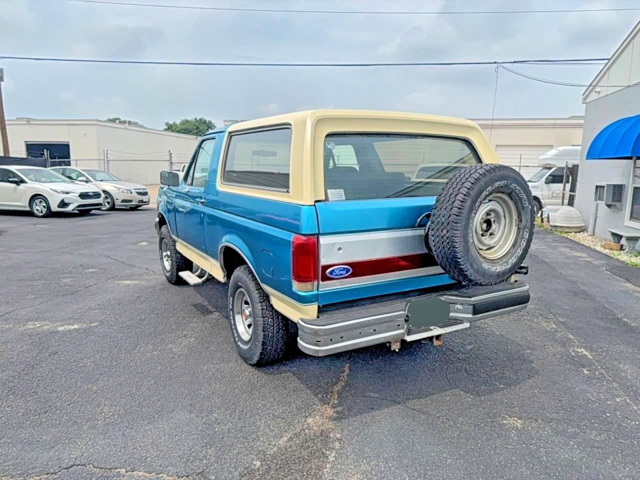 1990 Ford Bronco U100 - Image 3