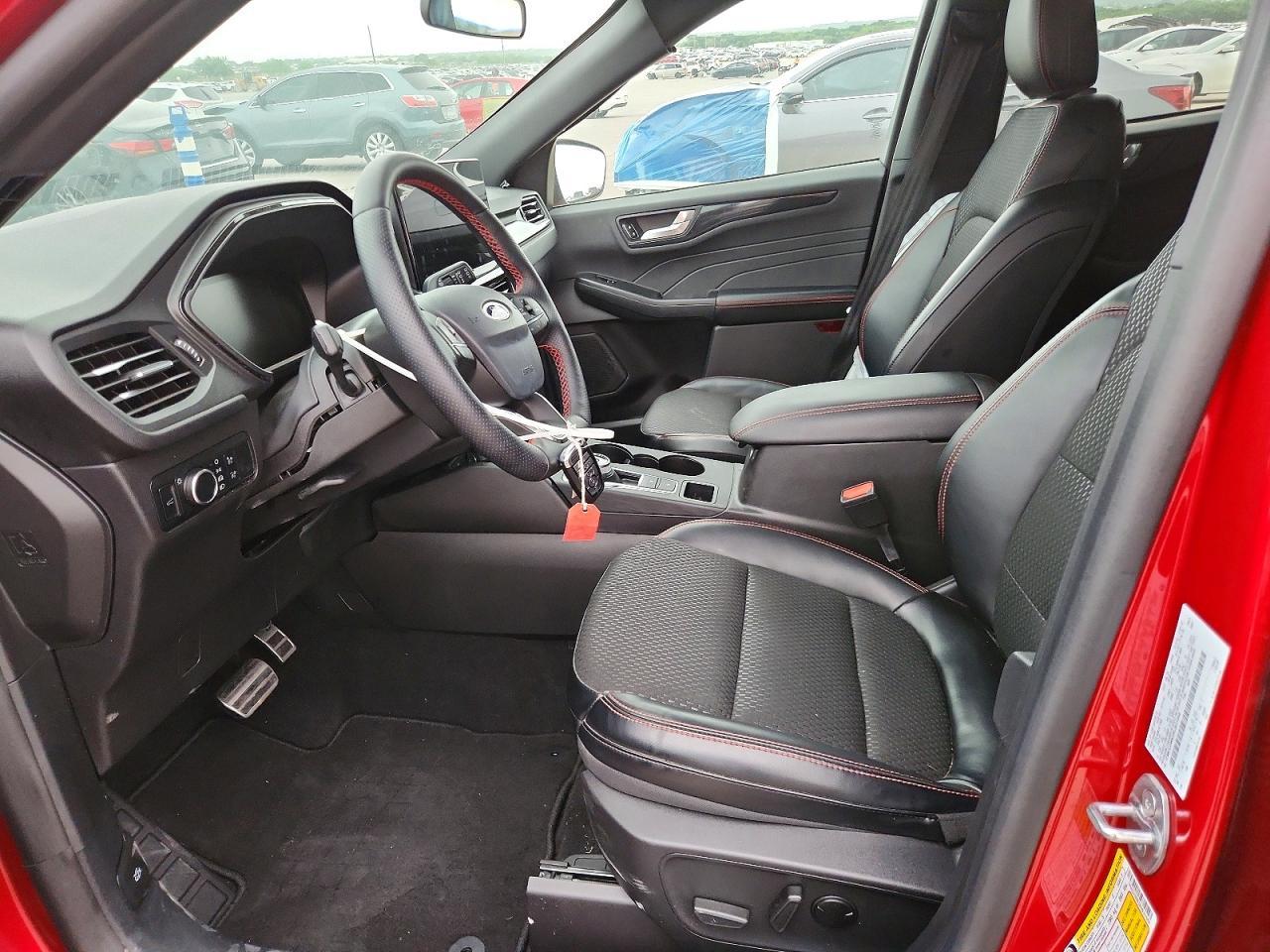 2024 Ford Escape St Line - Image 7