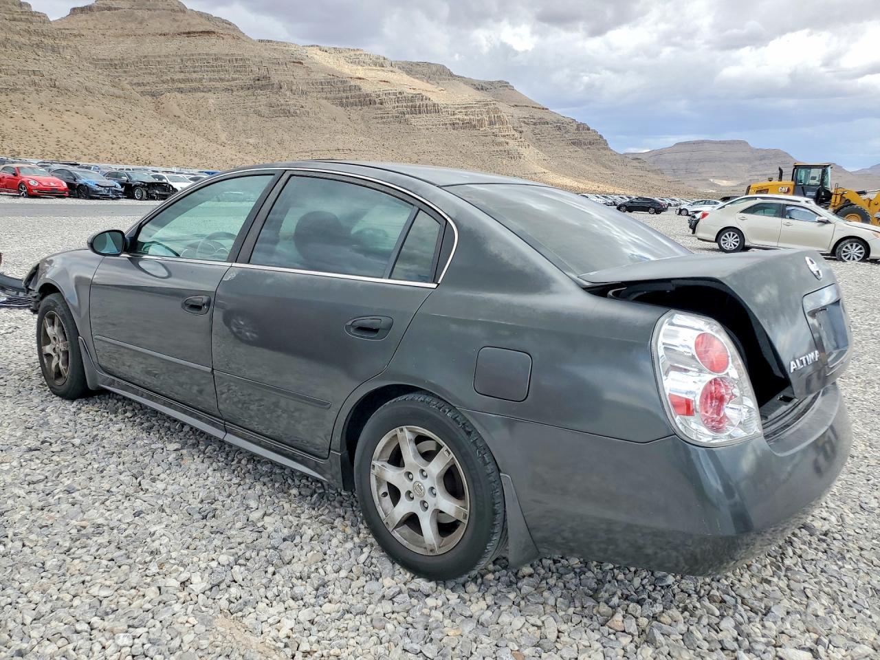 2005 Nissan Altima 2.5 - Фото 2