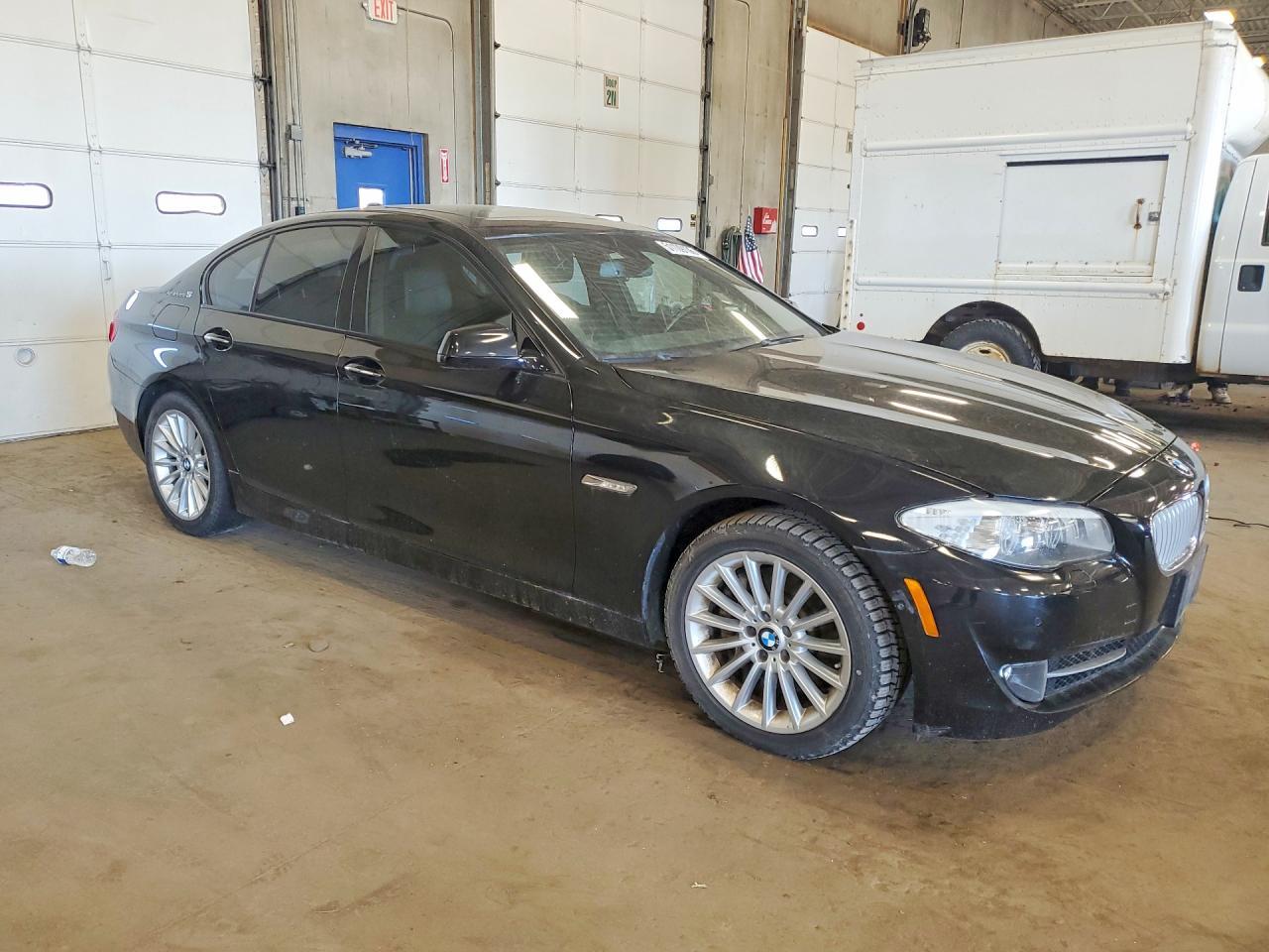 2013 BMW 535 I Hybrid - Image 4