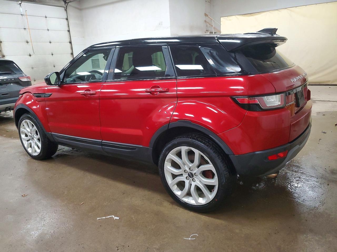 2017 Land Rover Range Rover Evoque Se - Фото 2