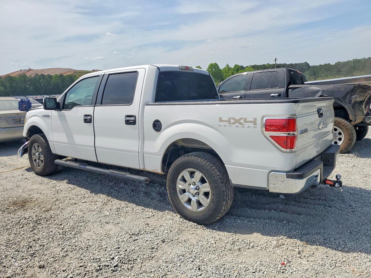 2011 Ford F150 Supercrew - Фото 2
