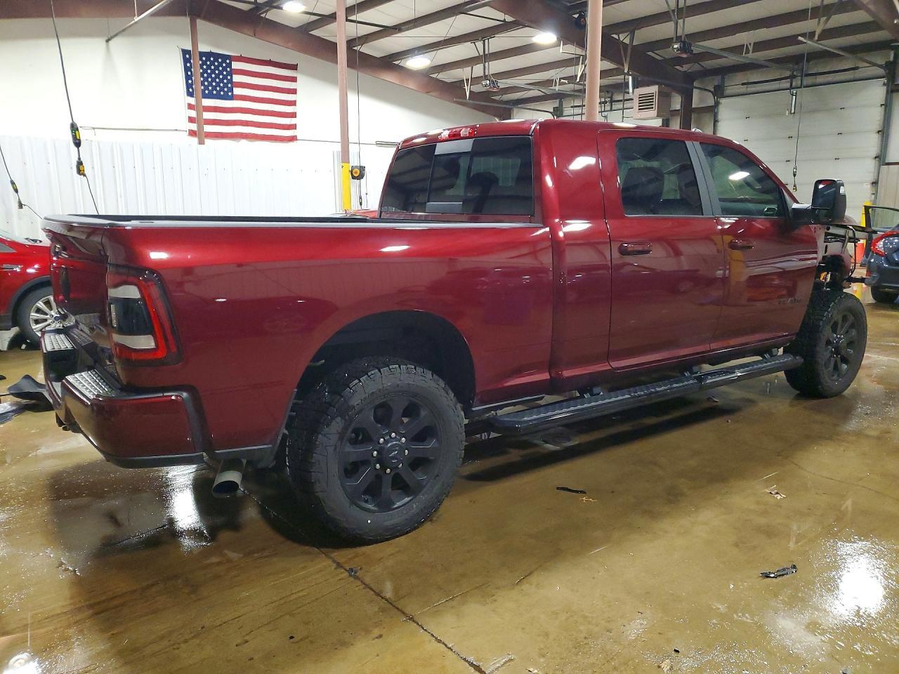 2024 Ram 3500 Laramie - Фото 3