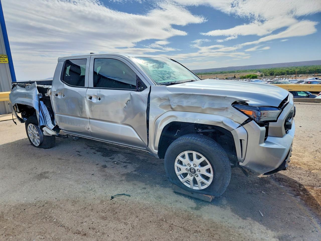 2025 Toyota Tacoma Sr - Фото 4