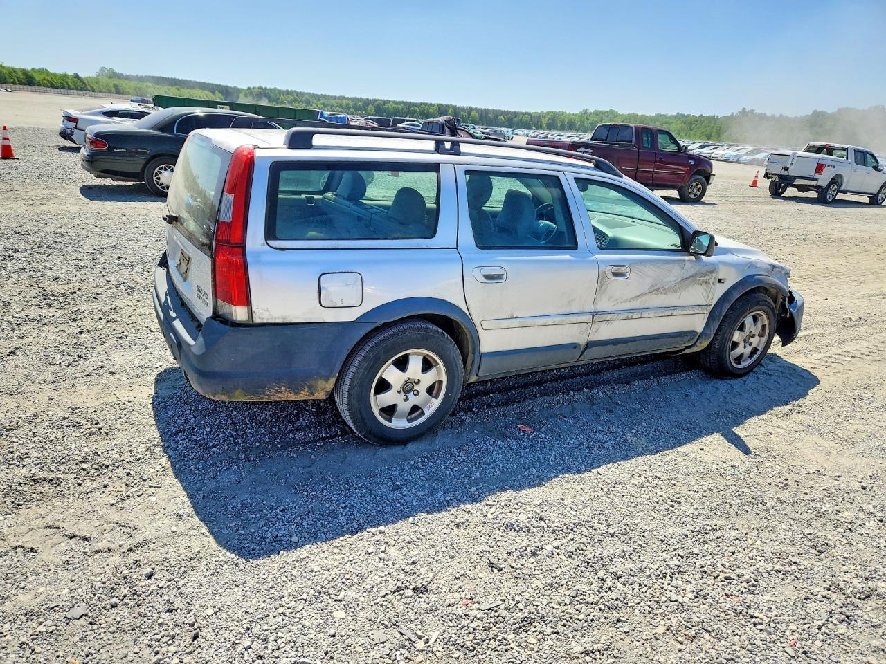 2003 Volvo Xc70 - Image 3