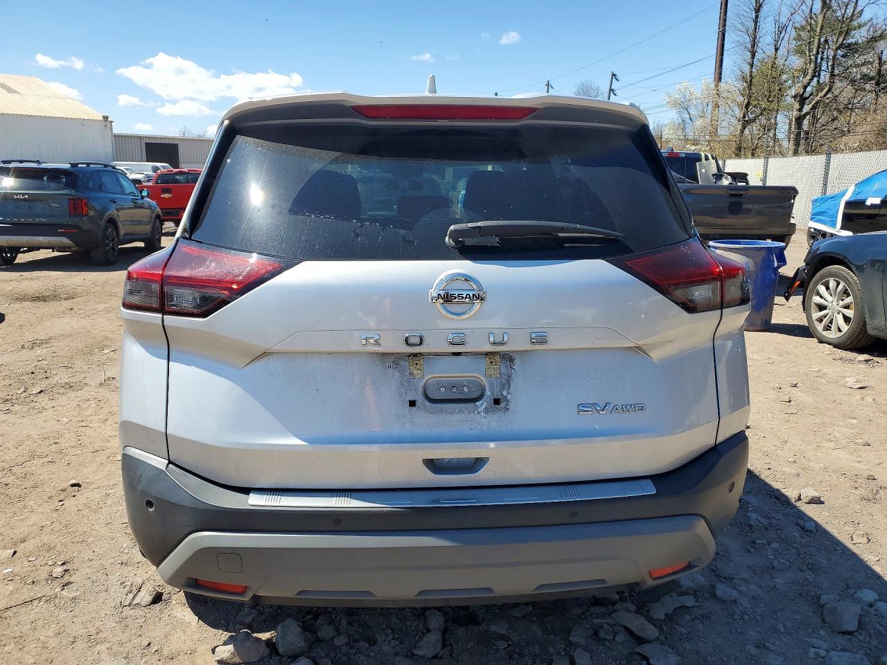 2021 Nissan Rogue Sv - Image 6