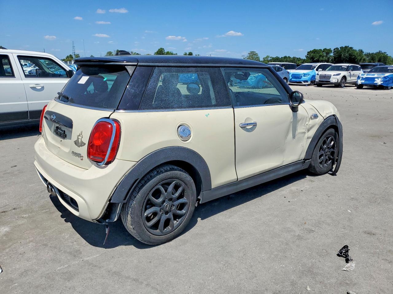 2020 Mini Cooper S - Фото 3