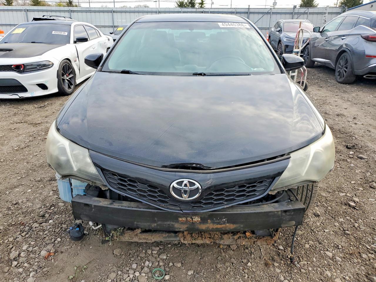 2012 Toyota Camry Se - Фото 5