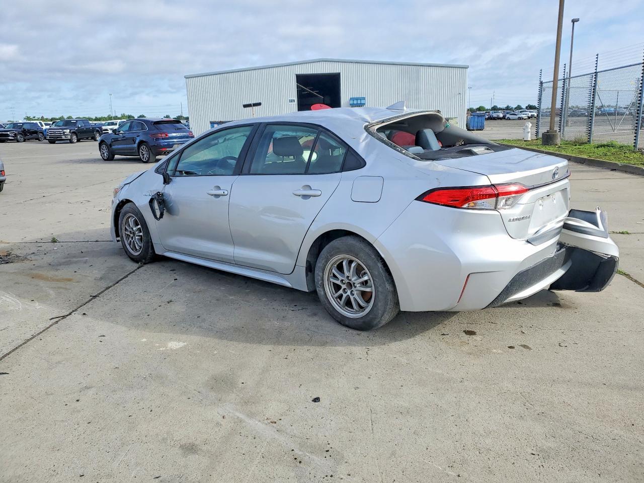 2020 Toyota Corolla Le - Фото 2