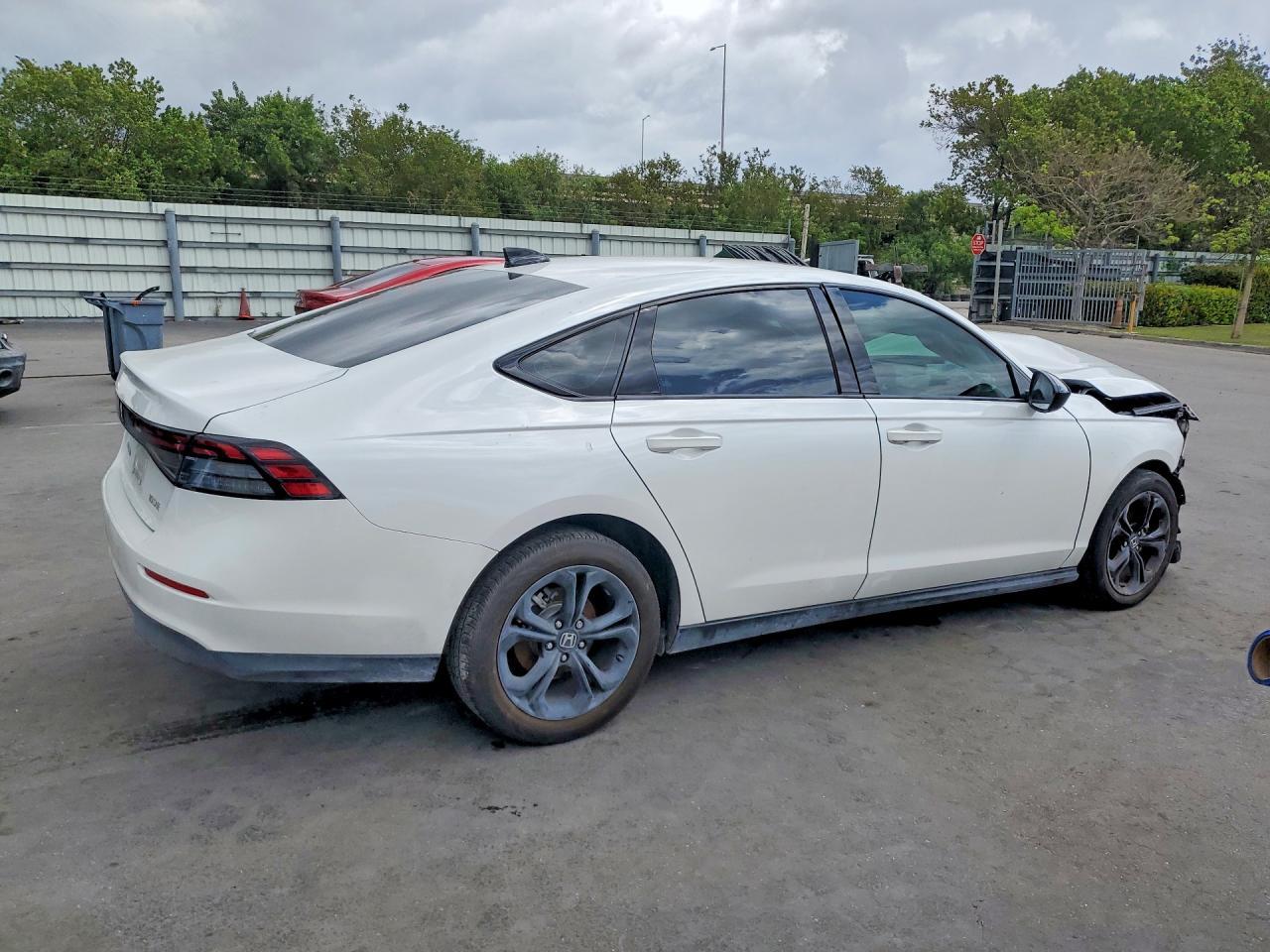 2025 Honda Accord Se - Фото 3