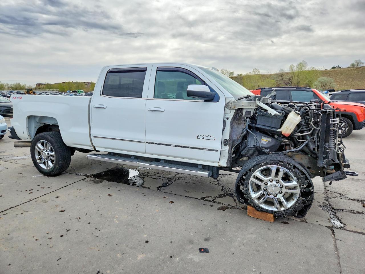 2016 Chevrolet Silverado K2500 High Country - Image 4