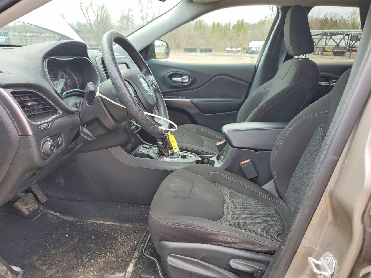 2019 Jeep Cherokee Latitude - Фото 7