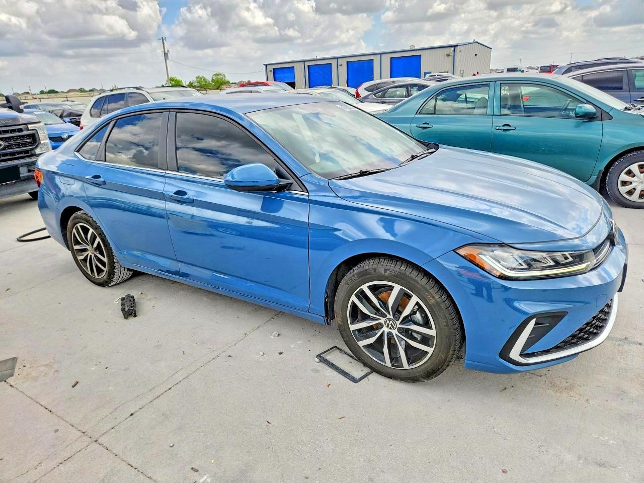 2025 Volkswagen Jetta Se - Фото 4