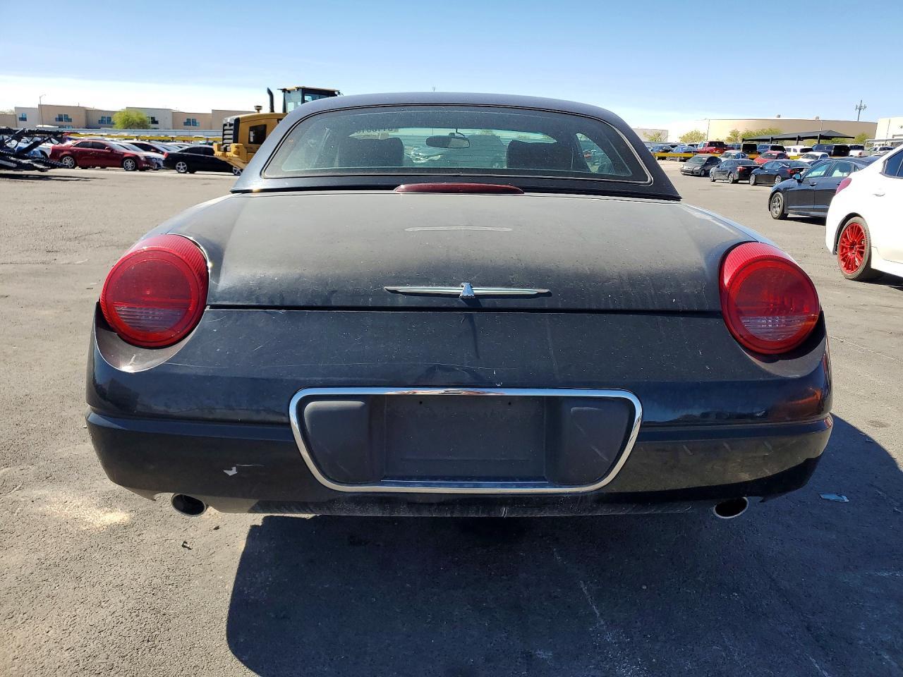 2002 Ford Thunderbird - Фото 6