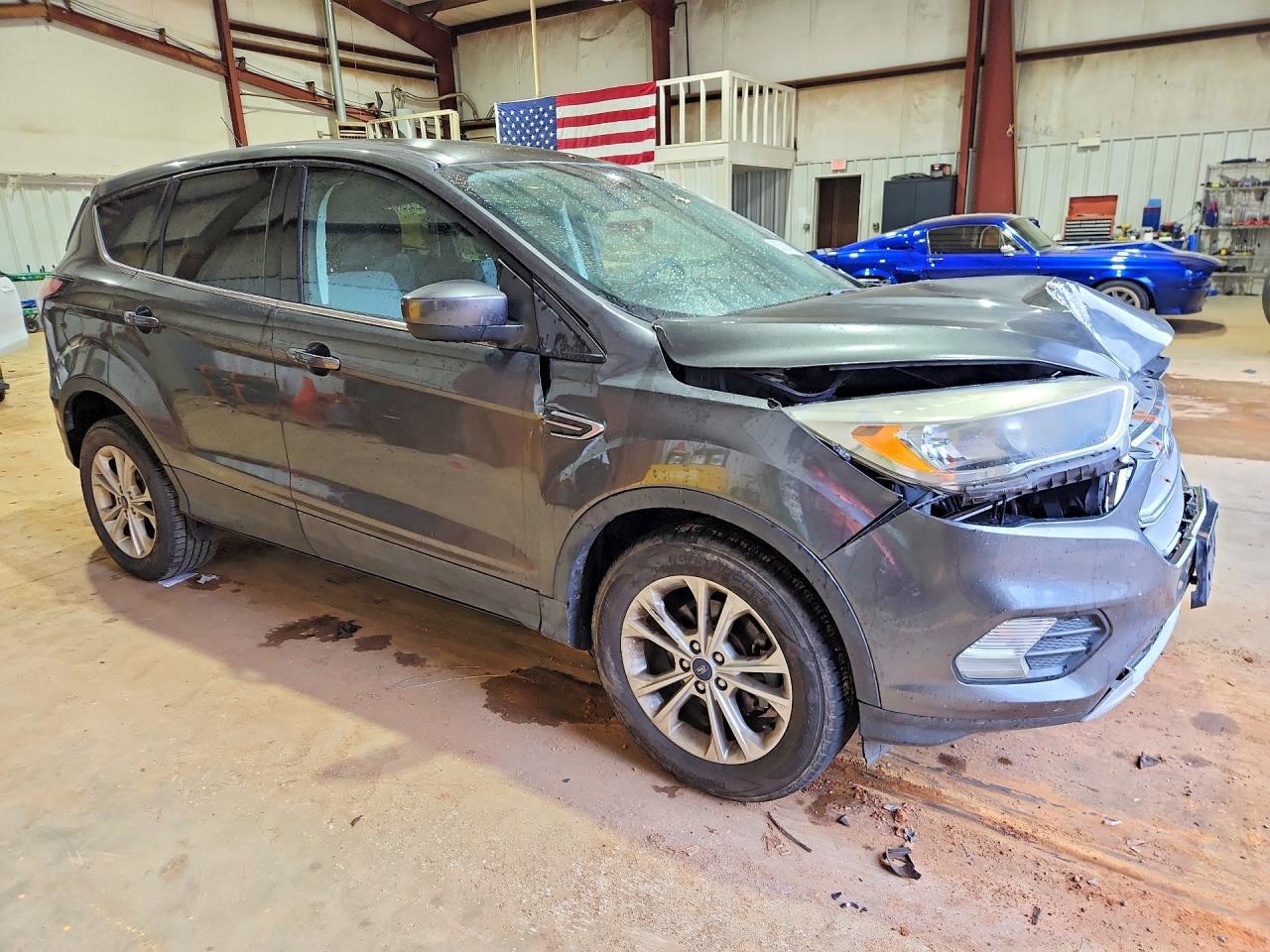 2017 Ford Escape Se - Фото 4