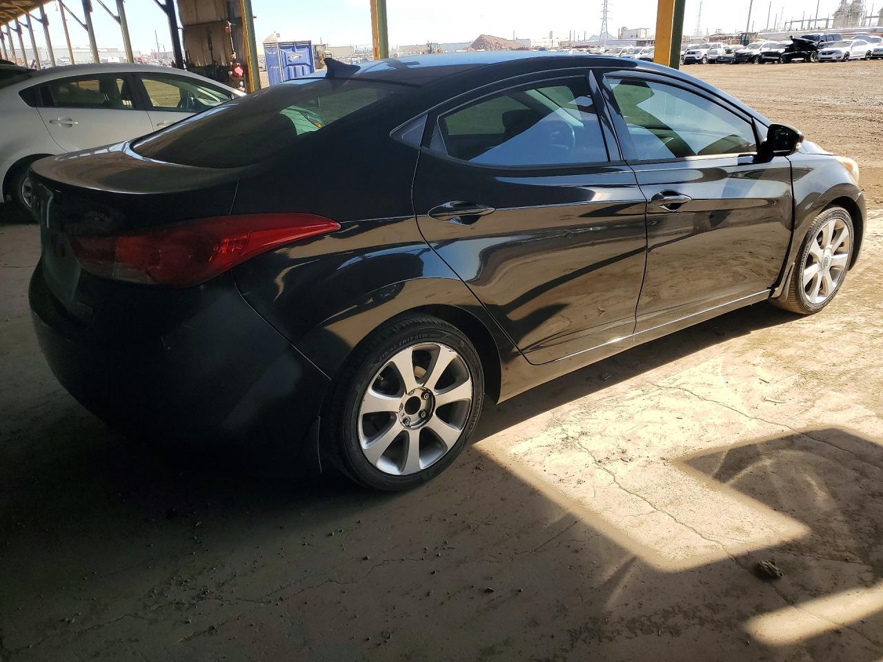 2013 Hyundai Elantra Limited - Фото 3