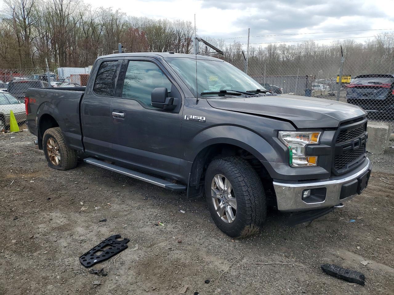 2017 Ford F150 Super Xlt 5.0L V8 Ffv Ext Cab - Image 4