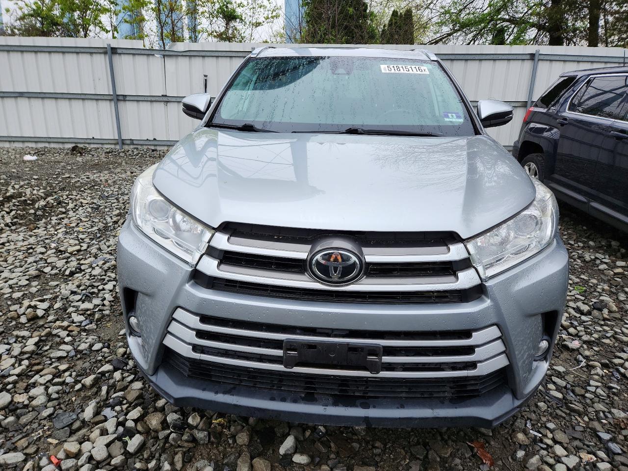 2019 Toyota Highlander Xle - Фото 5