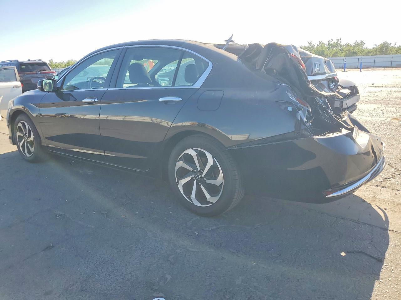 2016 Honda Accord Ex - Image 2