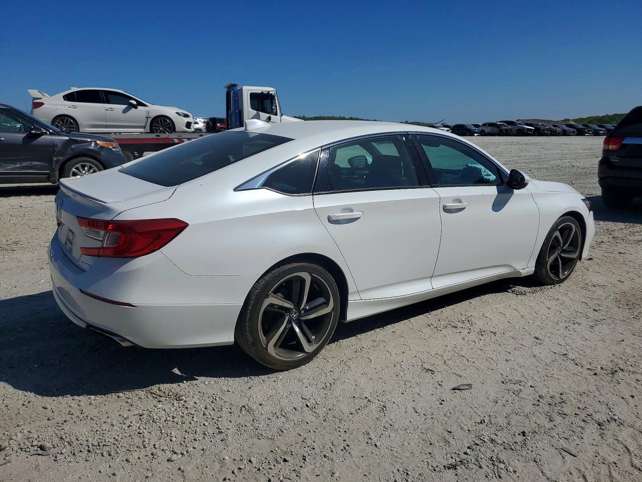2018 Honda Accord Sport - Фото 3