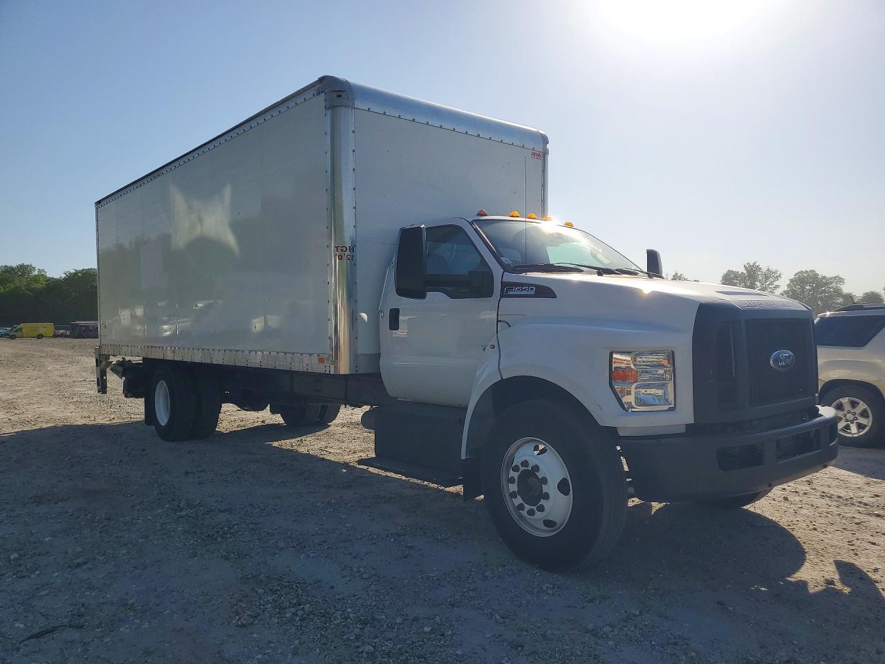 2022 Ford F650 Super - Фото 4