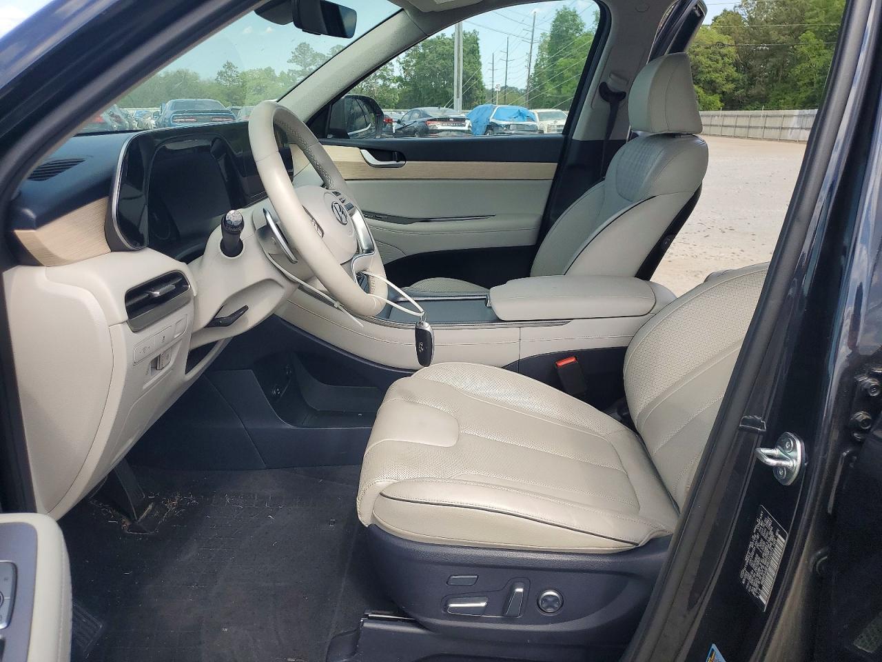 2024 Hyundai Palisade Limited - Image 7