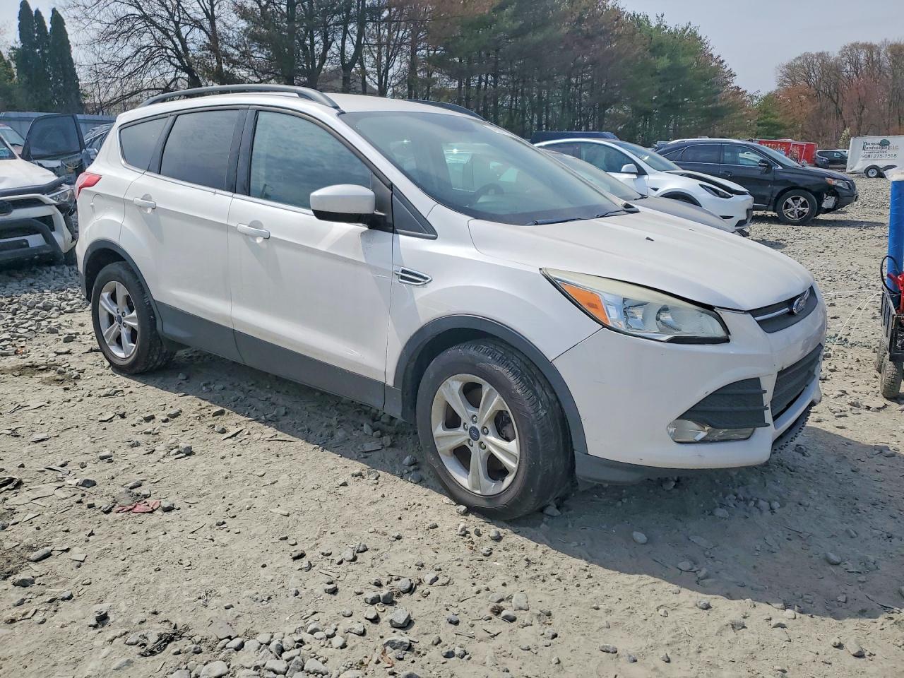 2016 Ford Escape Se - Фото 4