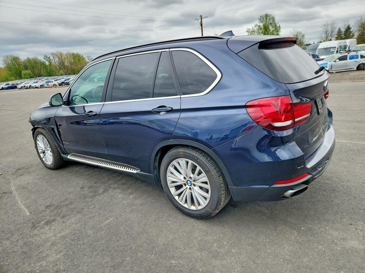 2015 BMW X5 xDrive50I - Фото 2