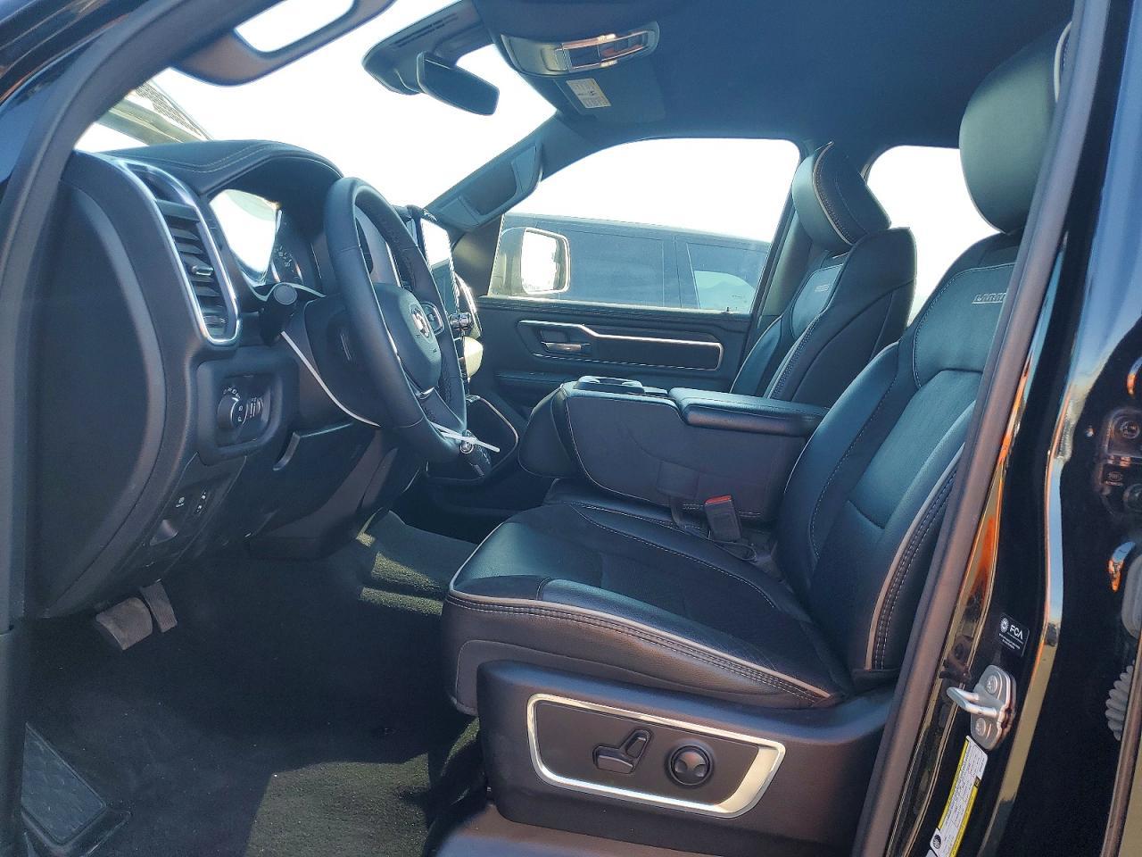 2025 Ram 1500 Laramie - Image 7