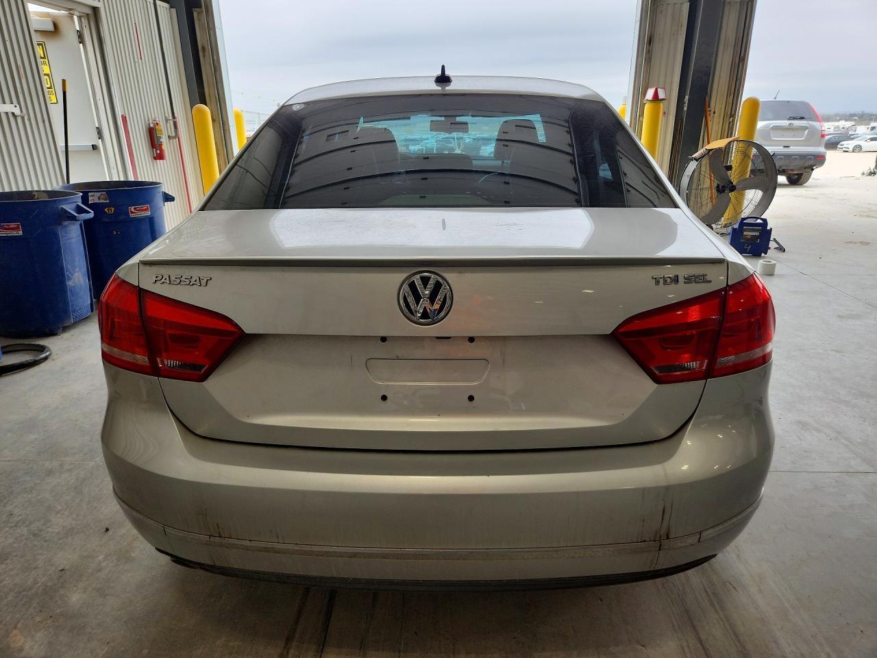 2014 Volkswagen Passat Sel - Фото 6