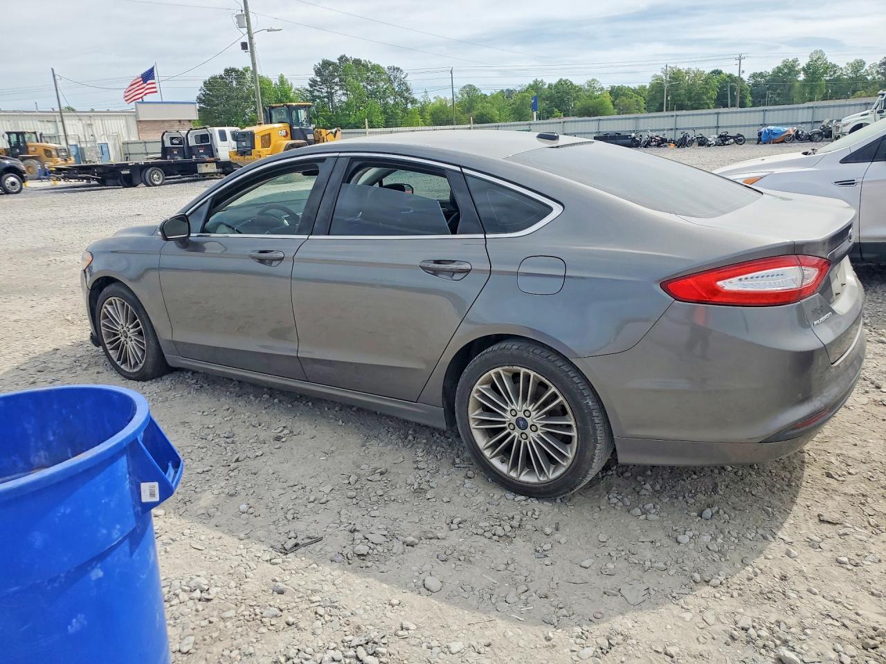 2014 Ford Fusion Se - Image 2
