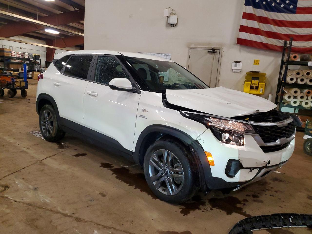 2023 Kia Seltos Lx - Image 4