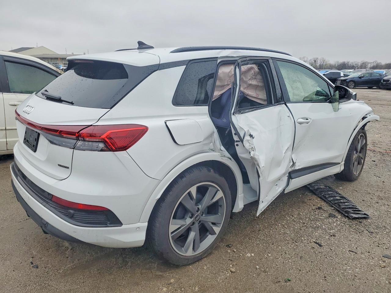 2024 Audi Q4 E-Tron Premium Plus - Image 3