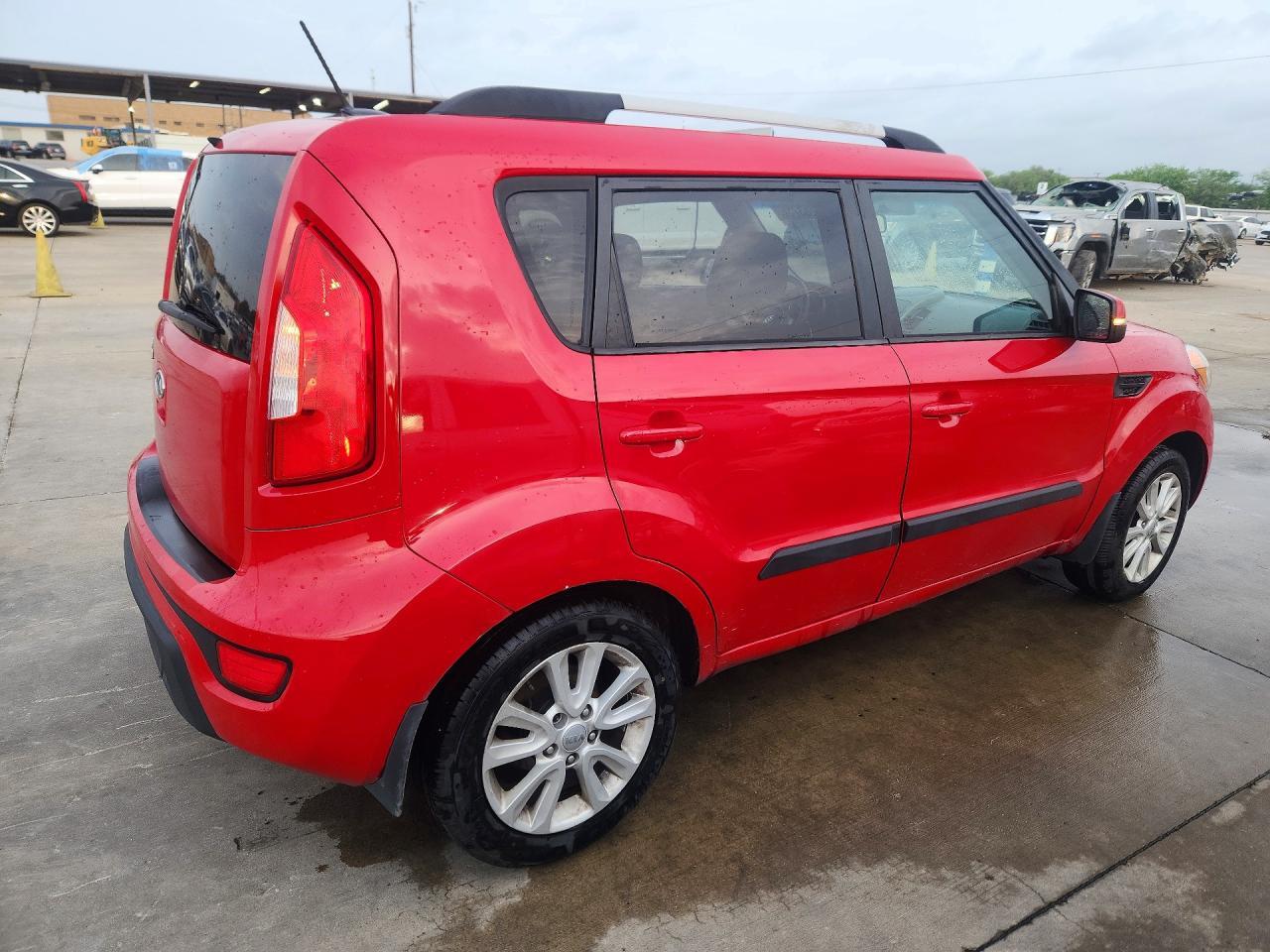 2012 Kia Soul + - Image 3