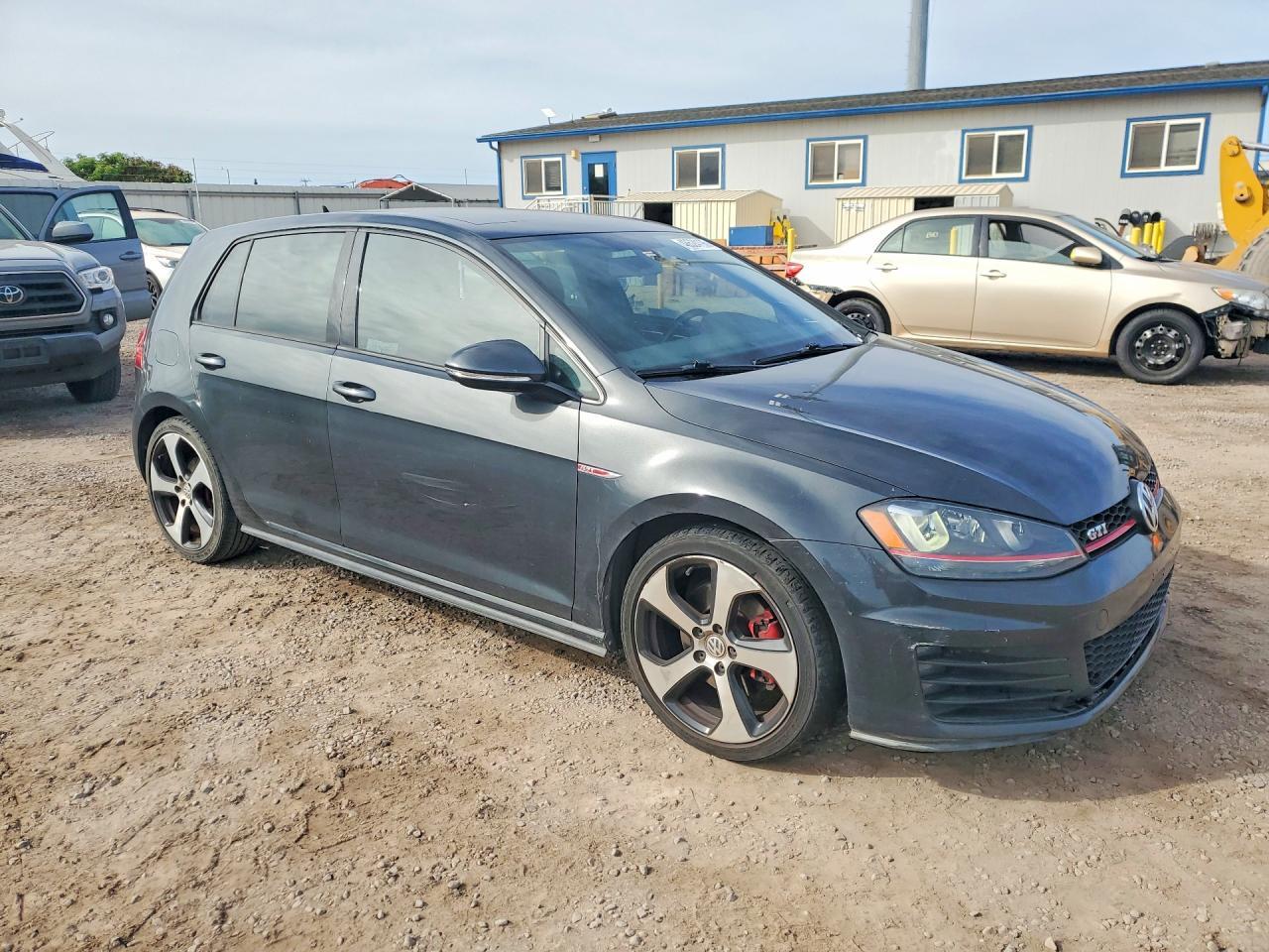2016 Volkswagen Gti S - Image 4