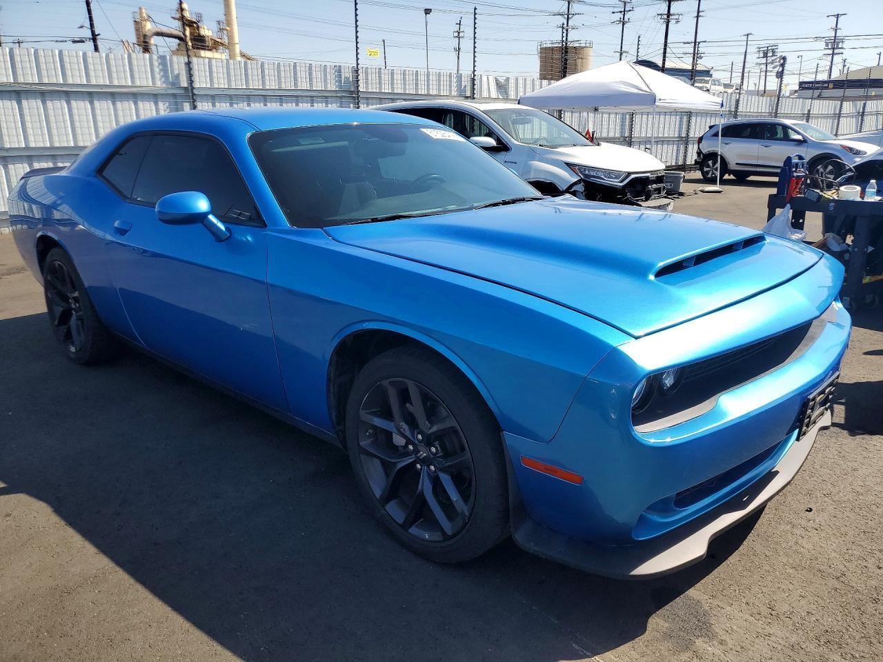 2023 Dodge Challenger Sxt - Image 4