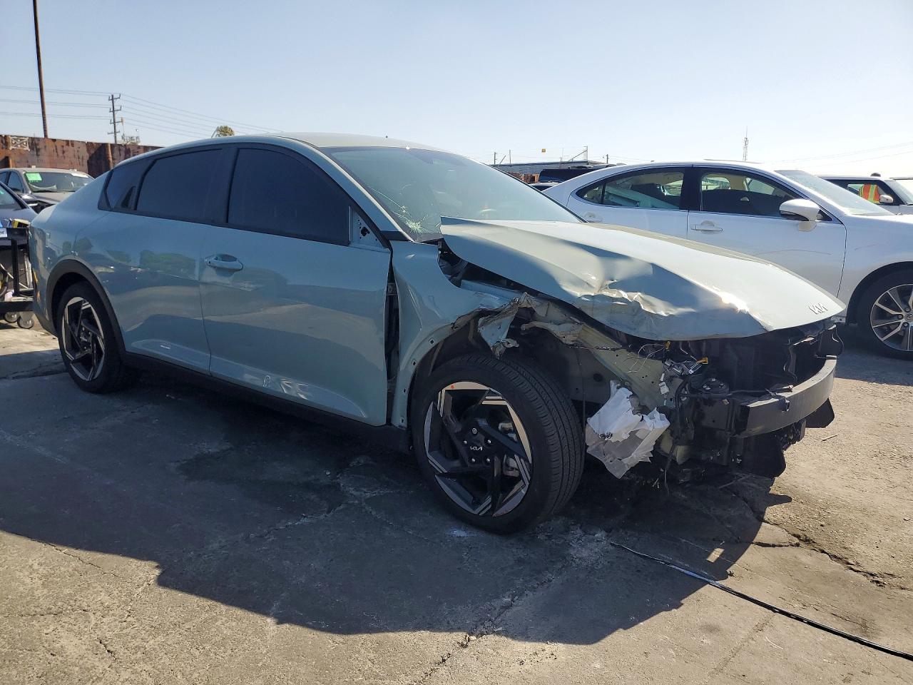2025 Kia K4 Ex - Image 4