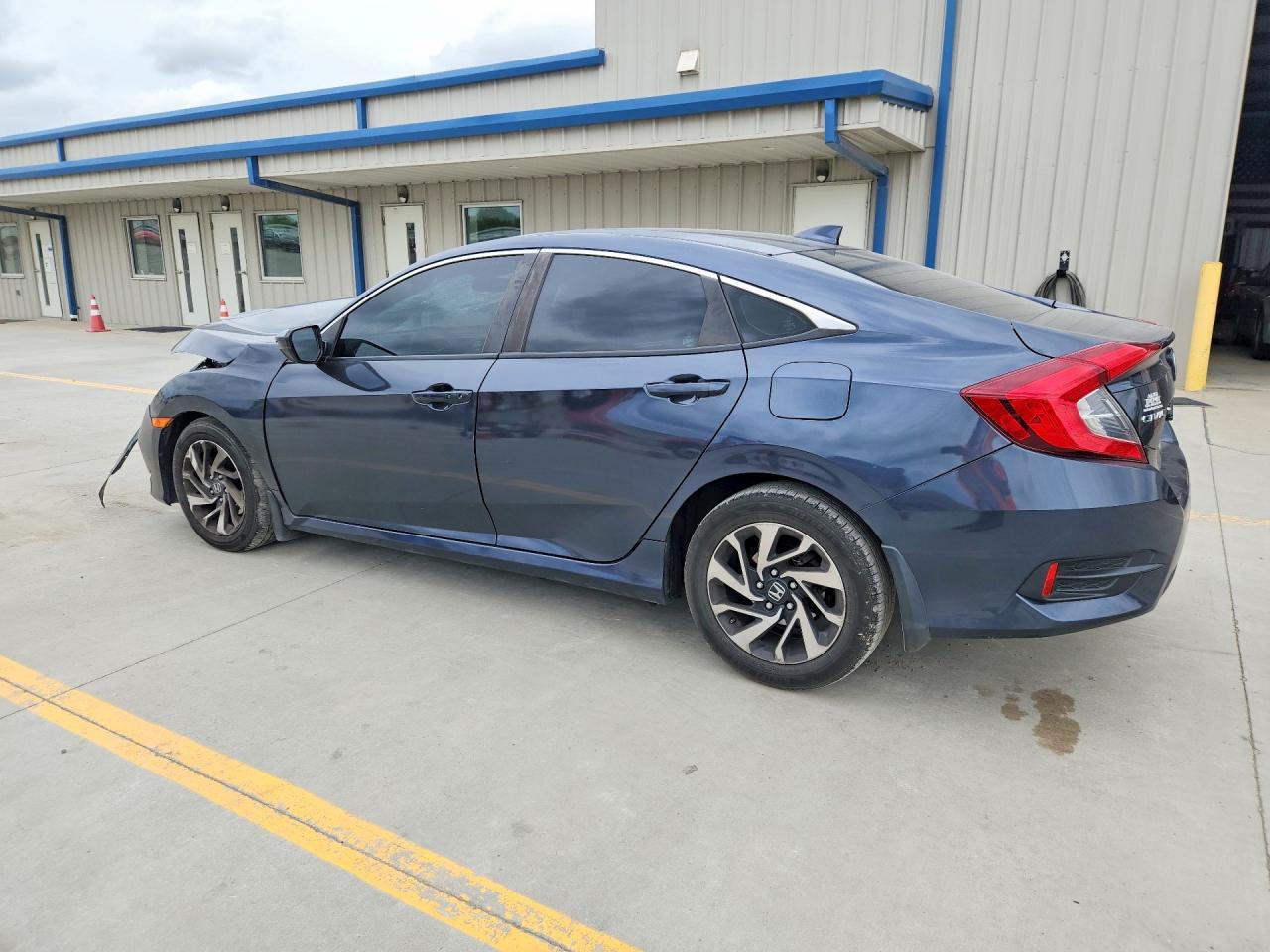 2018 Honda Civic Ex - Image 2