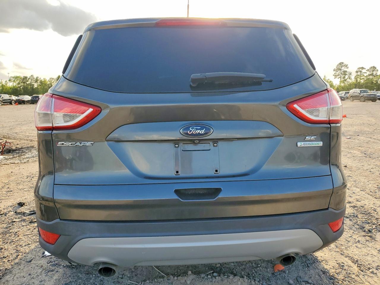 2016 Ford Escape Se - Image 6